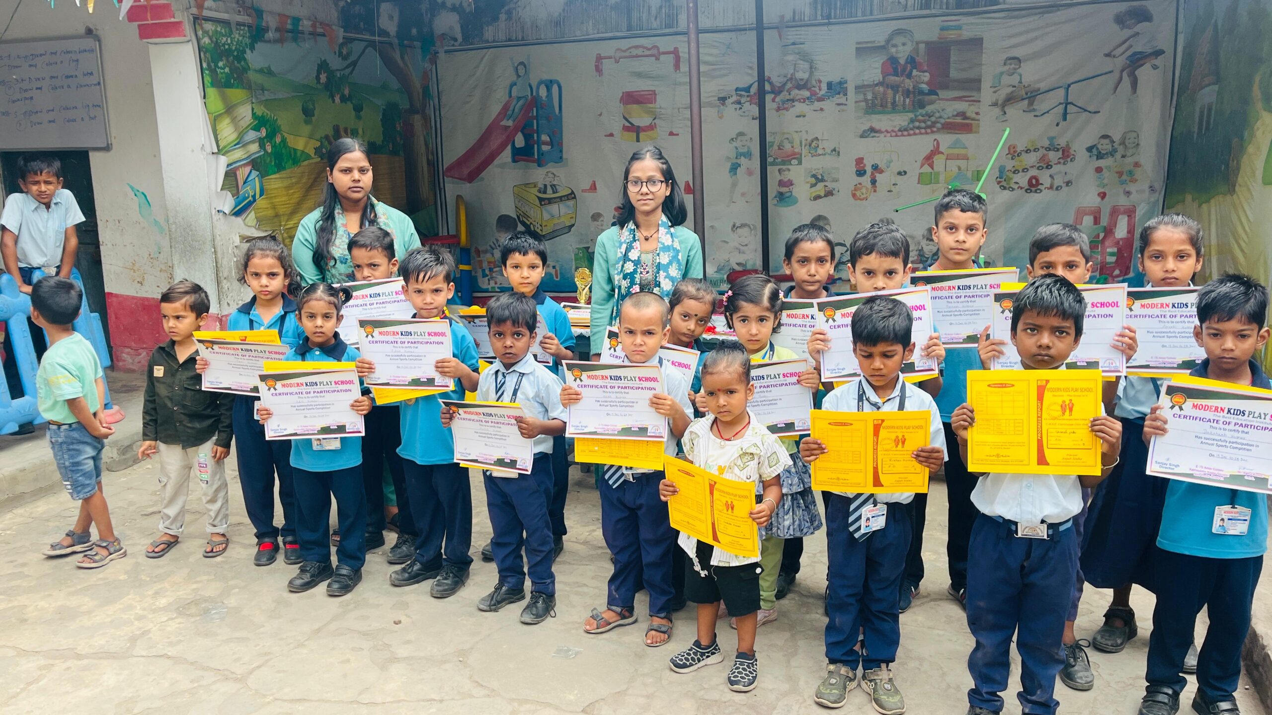 वार्षिक परीक्षा परिणाम घोषित, उत्कृष्ट प्रदर्शन करने वाले किए गए सम्मानित